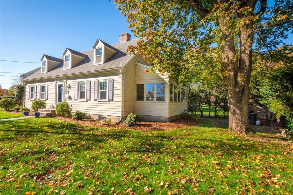 100 Ravine Road Medford, MA 02155 - Photo 4 of 41