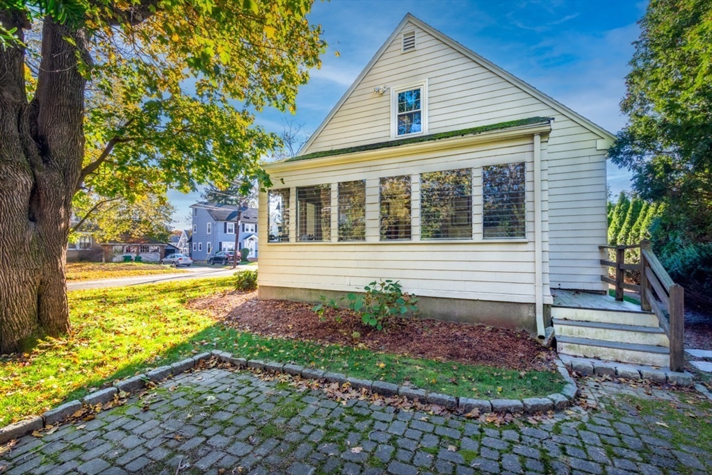100 Ravine Road Medford, MA 02155 - Photo 7 of 41