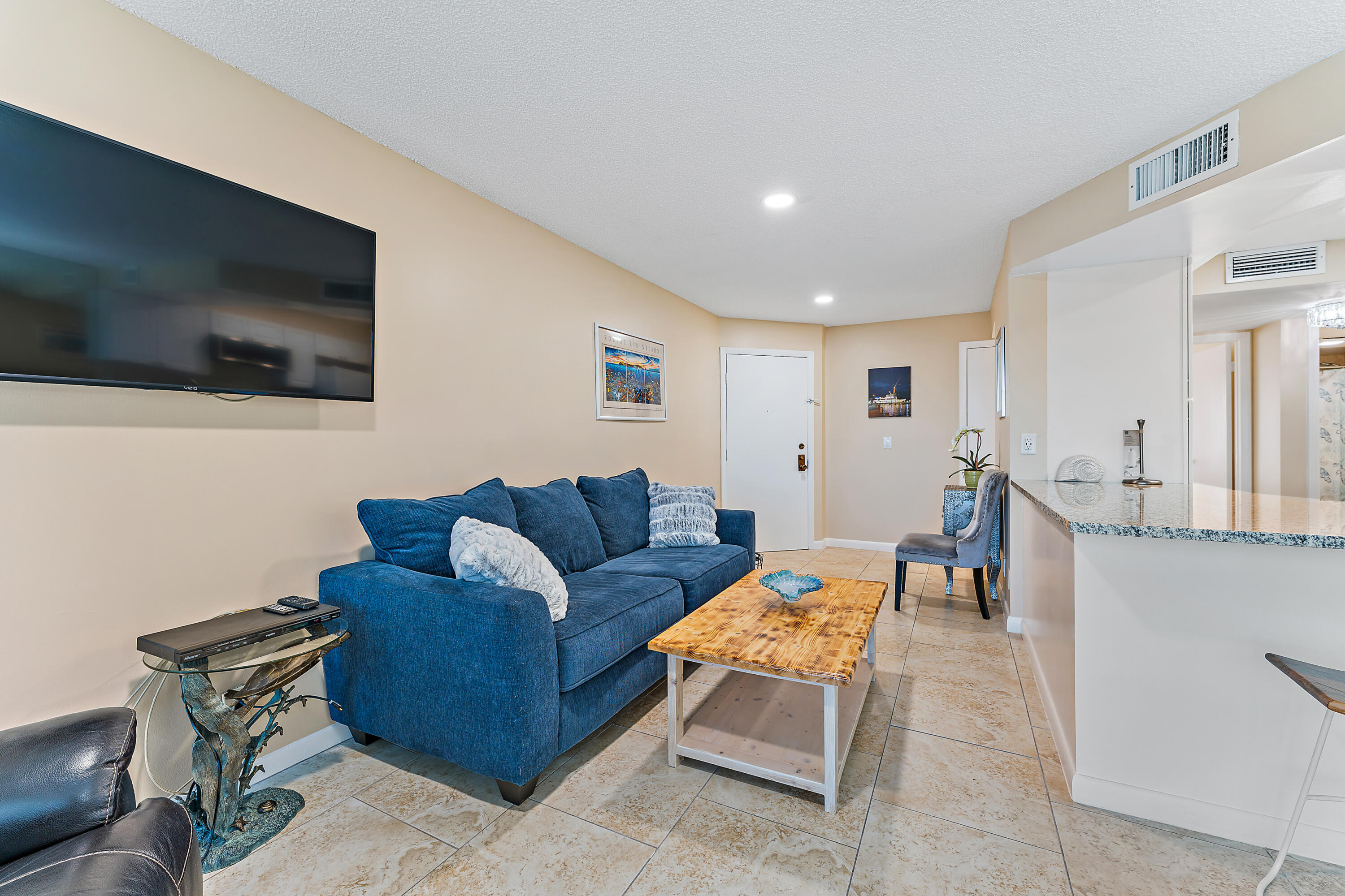 004-1605US1N-Jupiter-FL-FULL