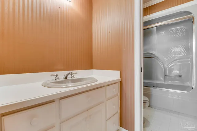 $1,390,000 | 5202 Pale Moon Drive, Pensacola, FL 32507