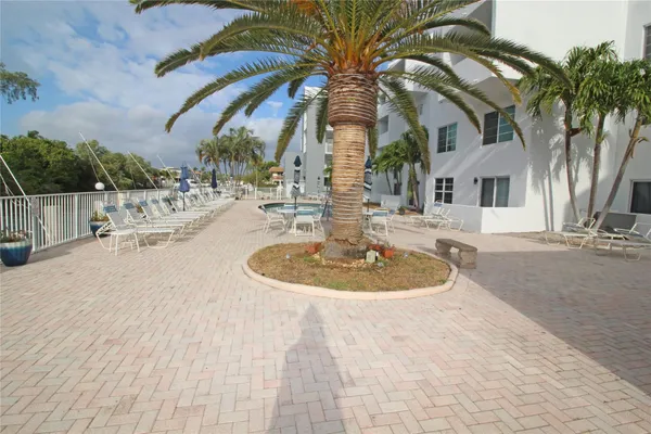 $2,500 | 2860 Northeast 14th Street, Unit 103D, Pompano Beach, FL 33062