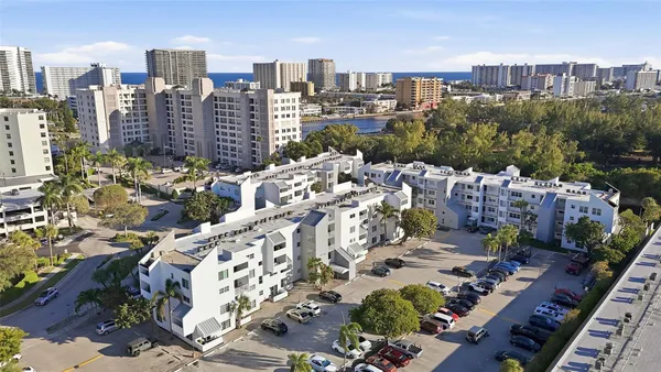 $2,500 | 2860 Northeast 14th Street, Unit 103D, Pompano Beach, FL 33062