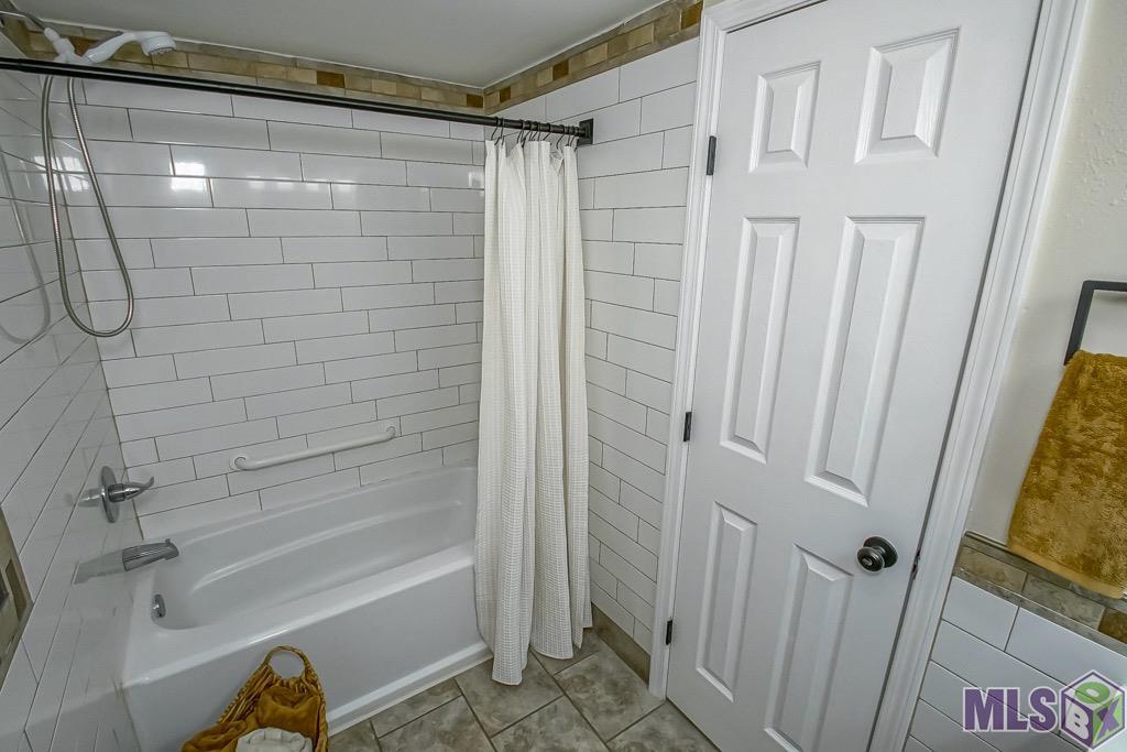 26319 Indian Run Springfield, LA 70462 - Photo 19 of 34 Gallery Image 19