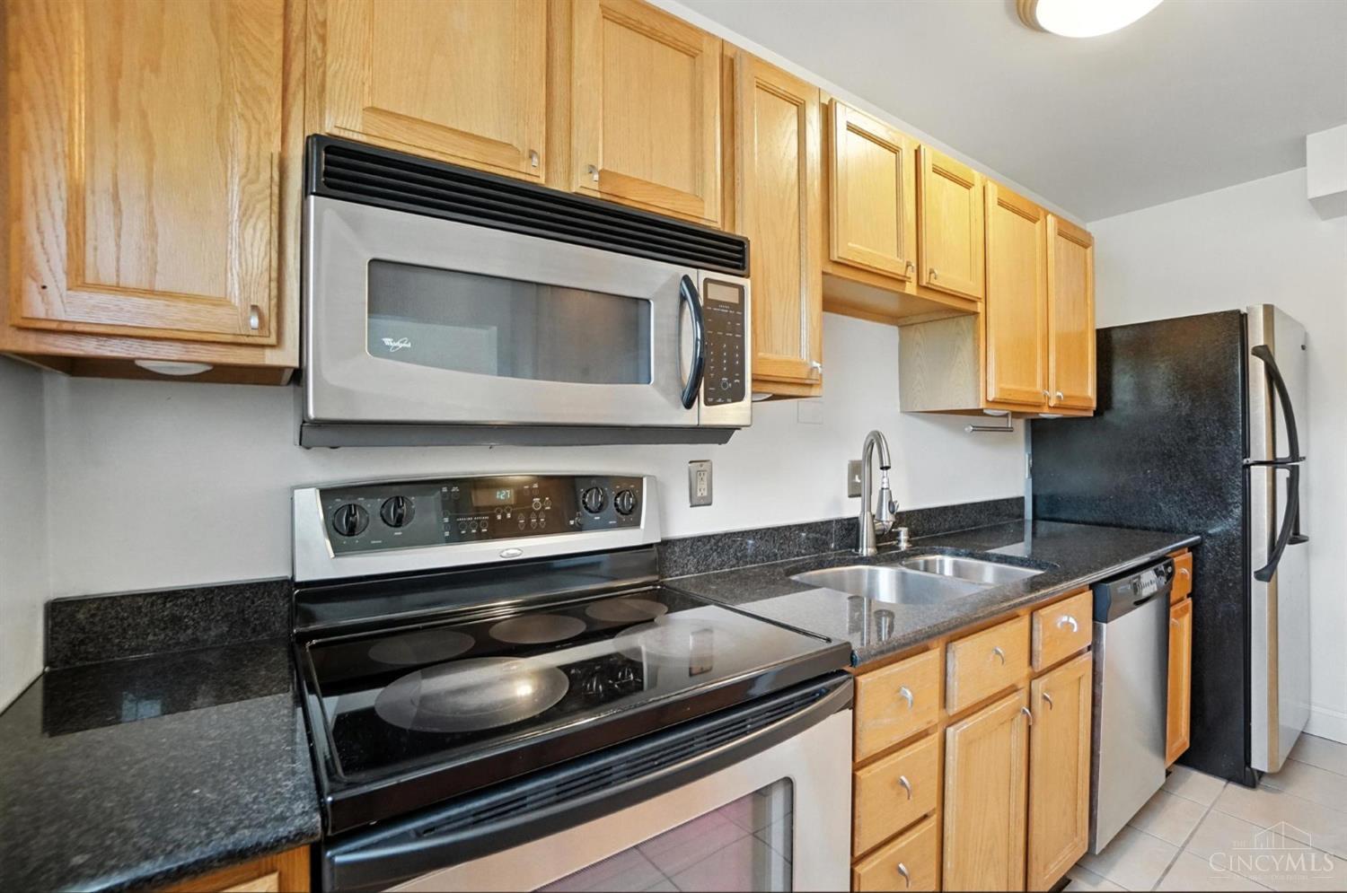 2270 Madison Road, Unit 1B Cincinnati, OH 45208 - Photo 17 of 53