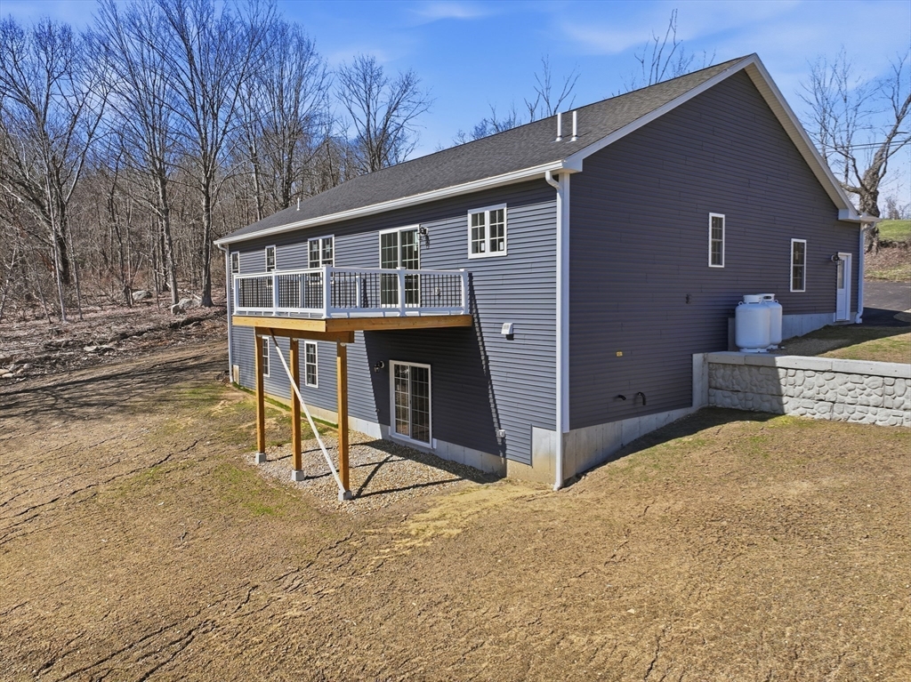 95 Town Farm Road Warren, MA 01083 - Photo 4 of 44