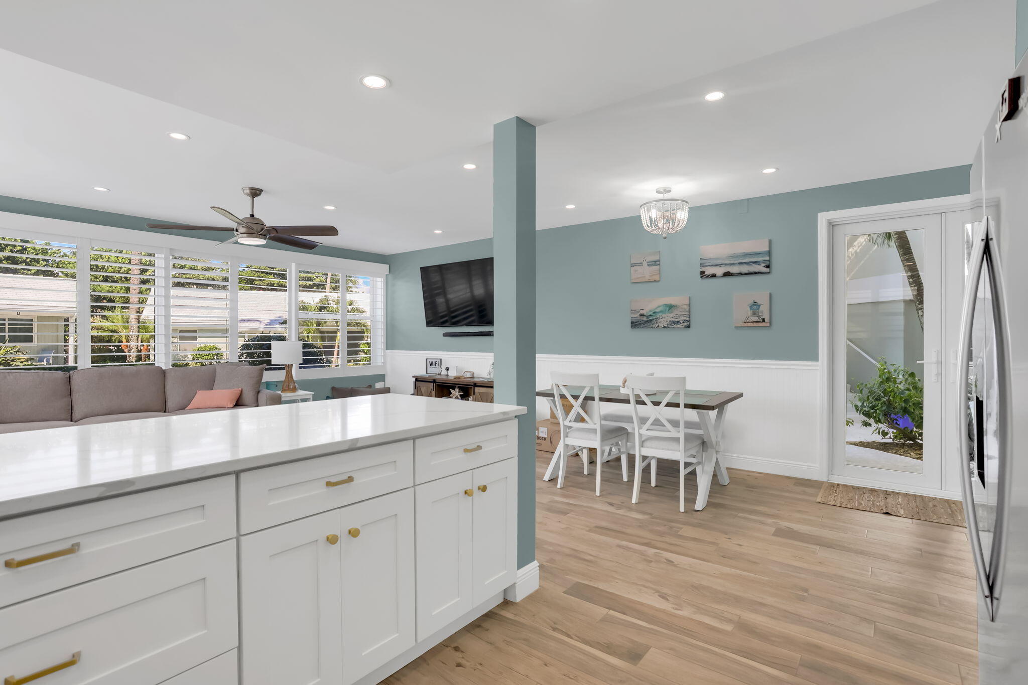 320 South Ocean Boulevard, Unit LP Delray Beach, FL 33483 - Photo 11 of 34 Kitchen Island