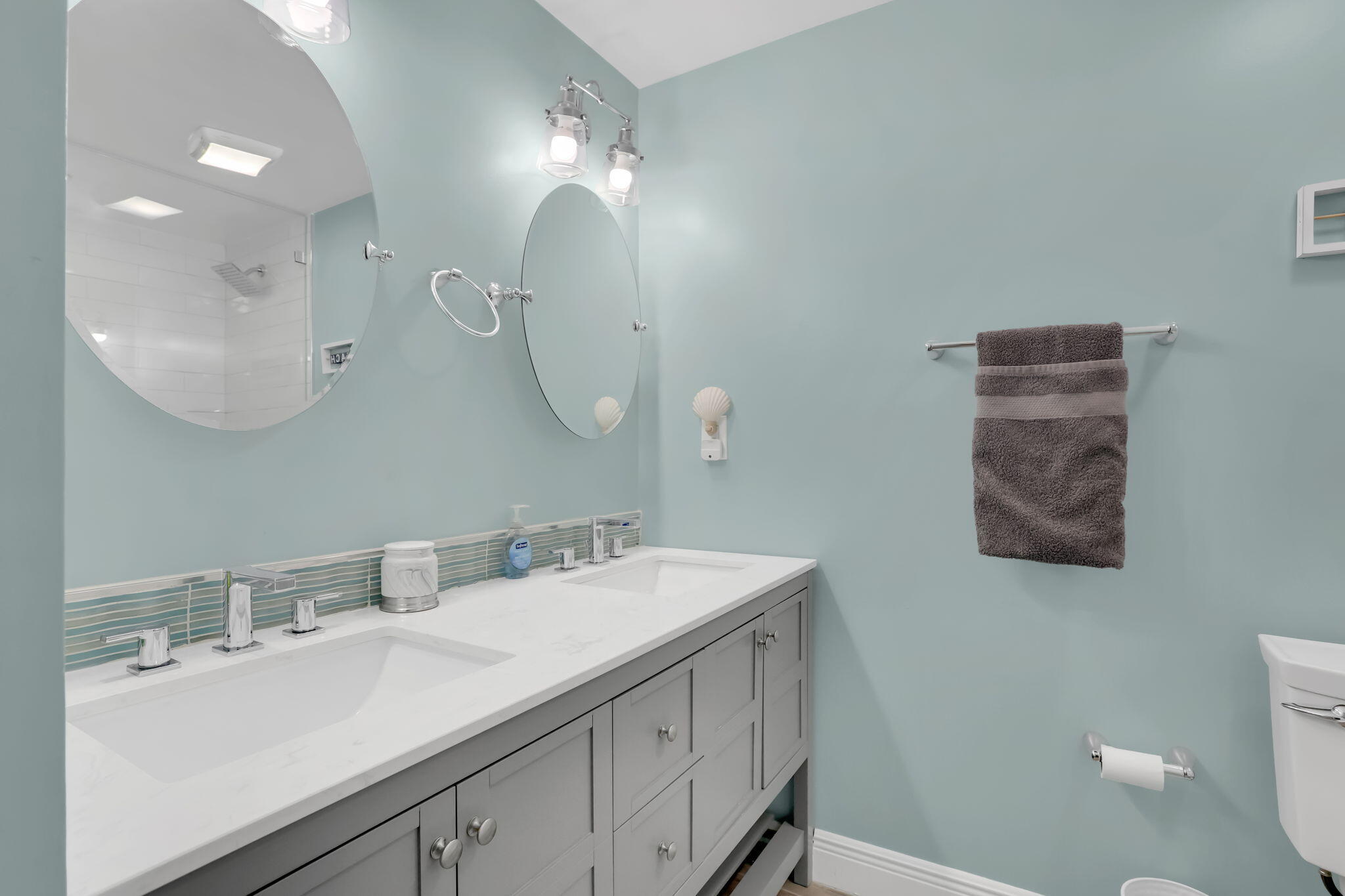 320 South Ocean Boulevard, Unit LP Delray Beach, FL 33483 - Photo 16 of 34 Primary Bath