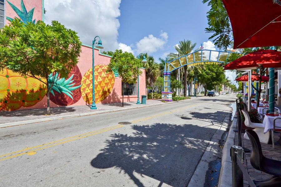 320 South Ocean Boulevard, Unit LP Delray Beach, FL 33483 - Photo 31 of 34 Pineapple Grove