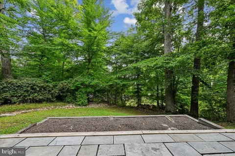 $1,995,000 | 6620 Fernwood Court, Bethesda, MD 20817