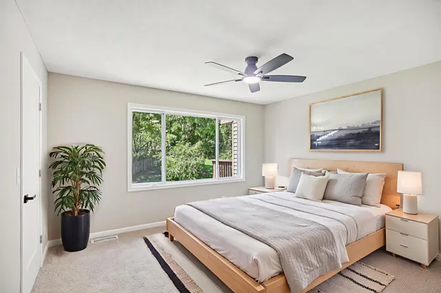 $259,900 | 188 River Woods Lane, Burnsville, MN 55337