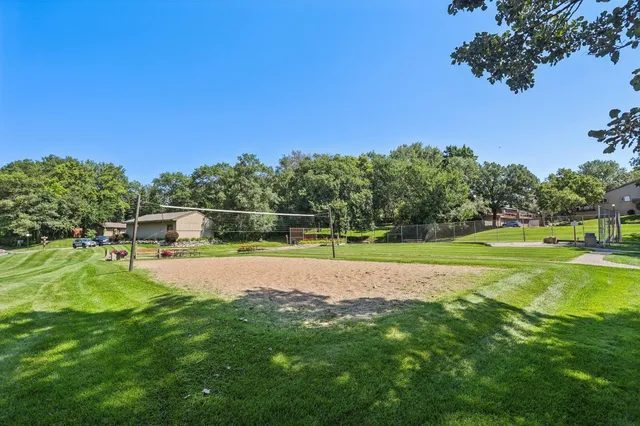 $259,900 | 188 River Woods Lane, Burnsville, MN 55337