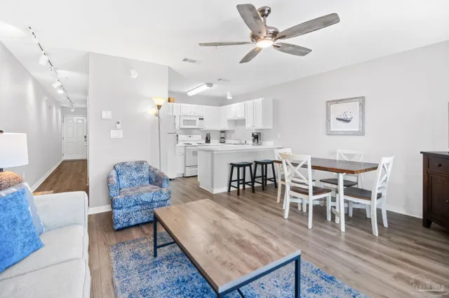 $2,000 | 13351 Johnson Beach Road, Unit 106E, Perdido Key, FL 32507