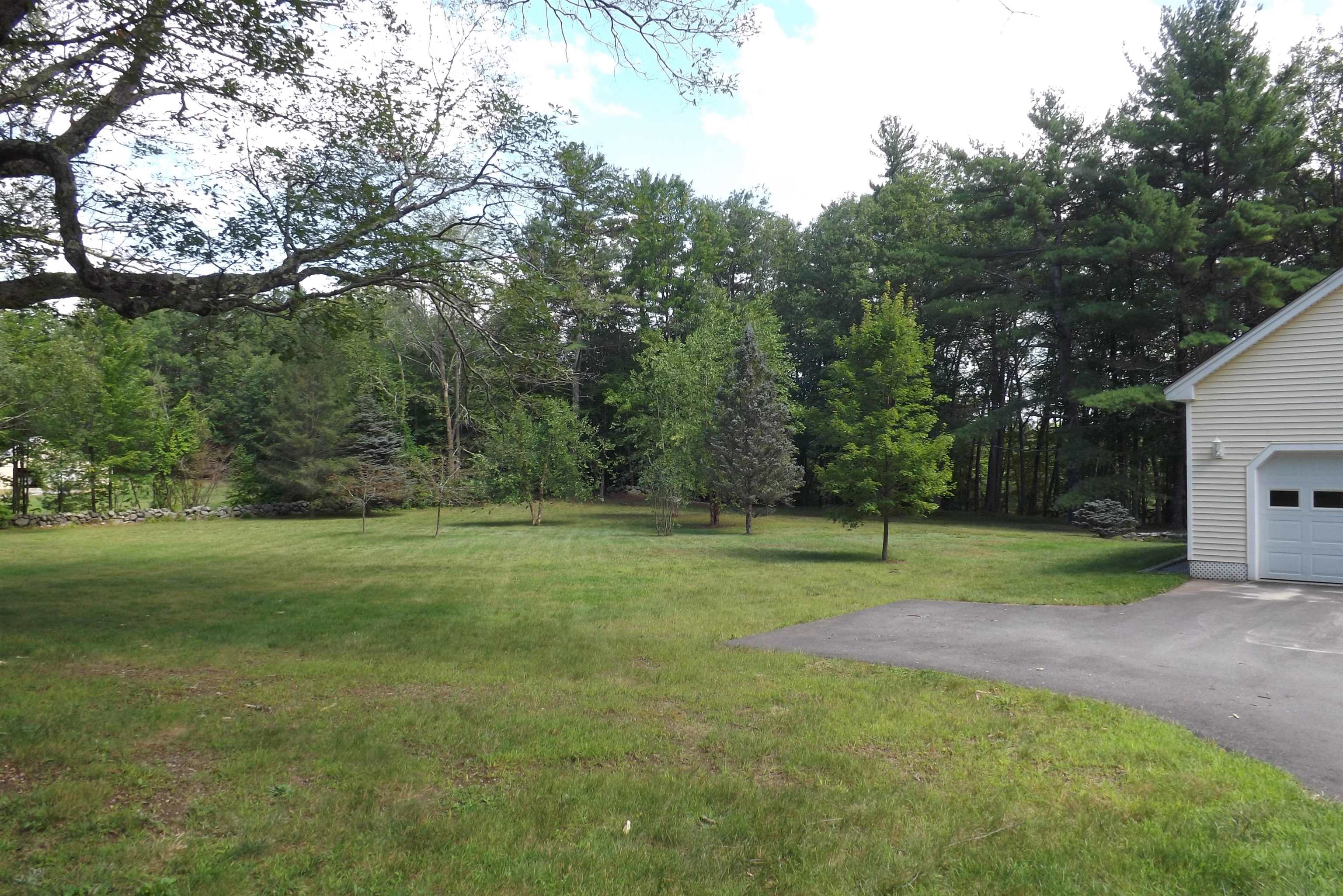163 Patch Road Henniker, NH 03242 - Photo 4 of 29 Gallery Image 4