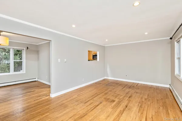 $599,000 | 5 Richlee Street, Blue Point, NY 11715