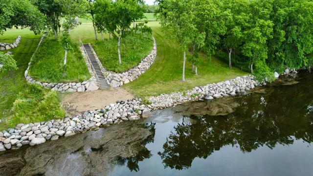 $179,000 | 83871 Nilson Drive, Clinton, MN 56225