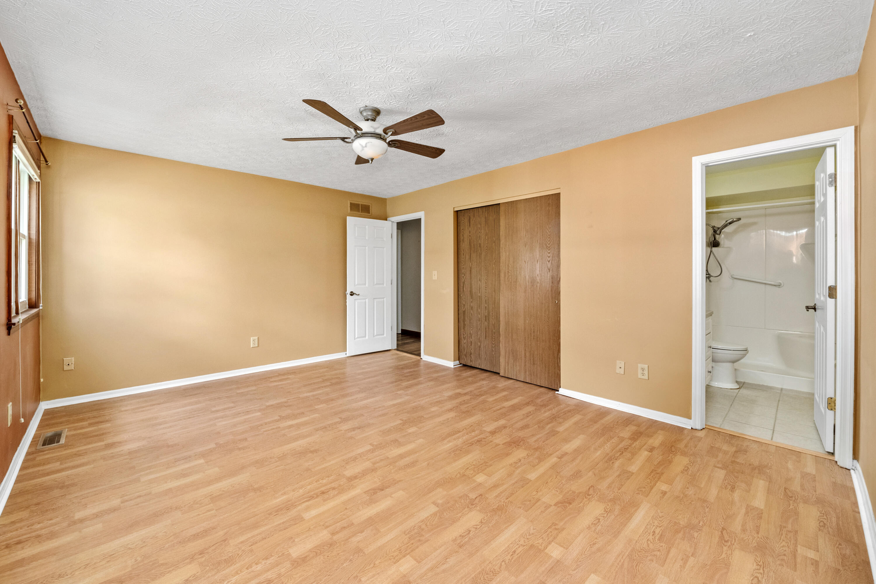 1129 Cayton Road Florence, KY 41042 - Photo 22 of 37