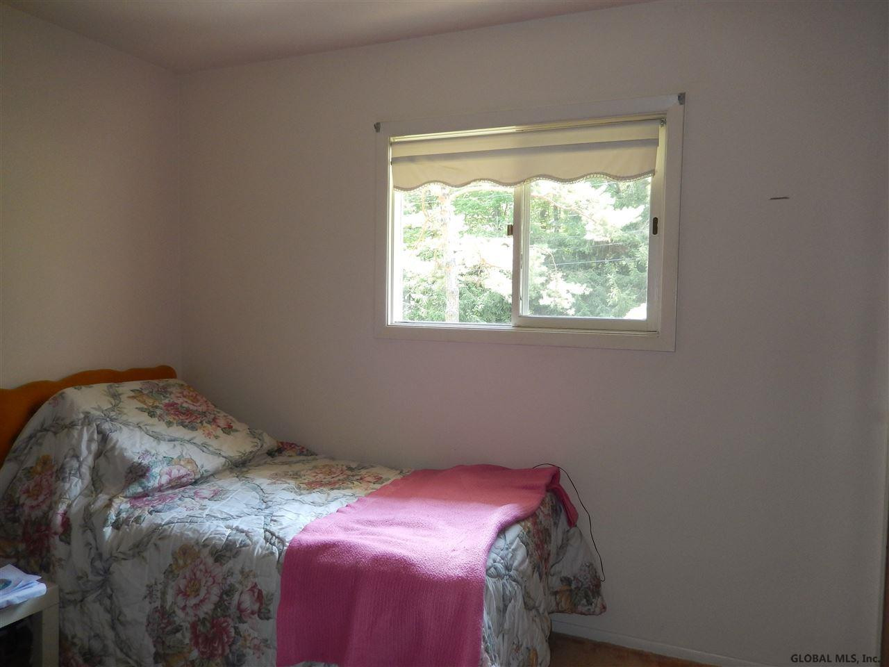 1041 Wtry Road Niskayuna, NY 12309 - Photo 13 of 17 Photo 13