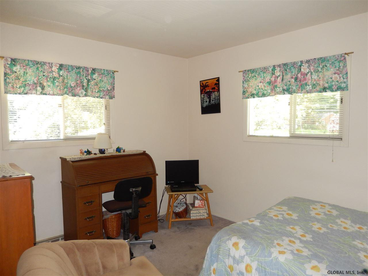1041 Wtry Road Niskayuna, NY 12309 - Photo 8 of 17 Photo 8