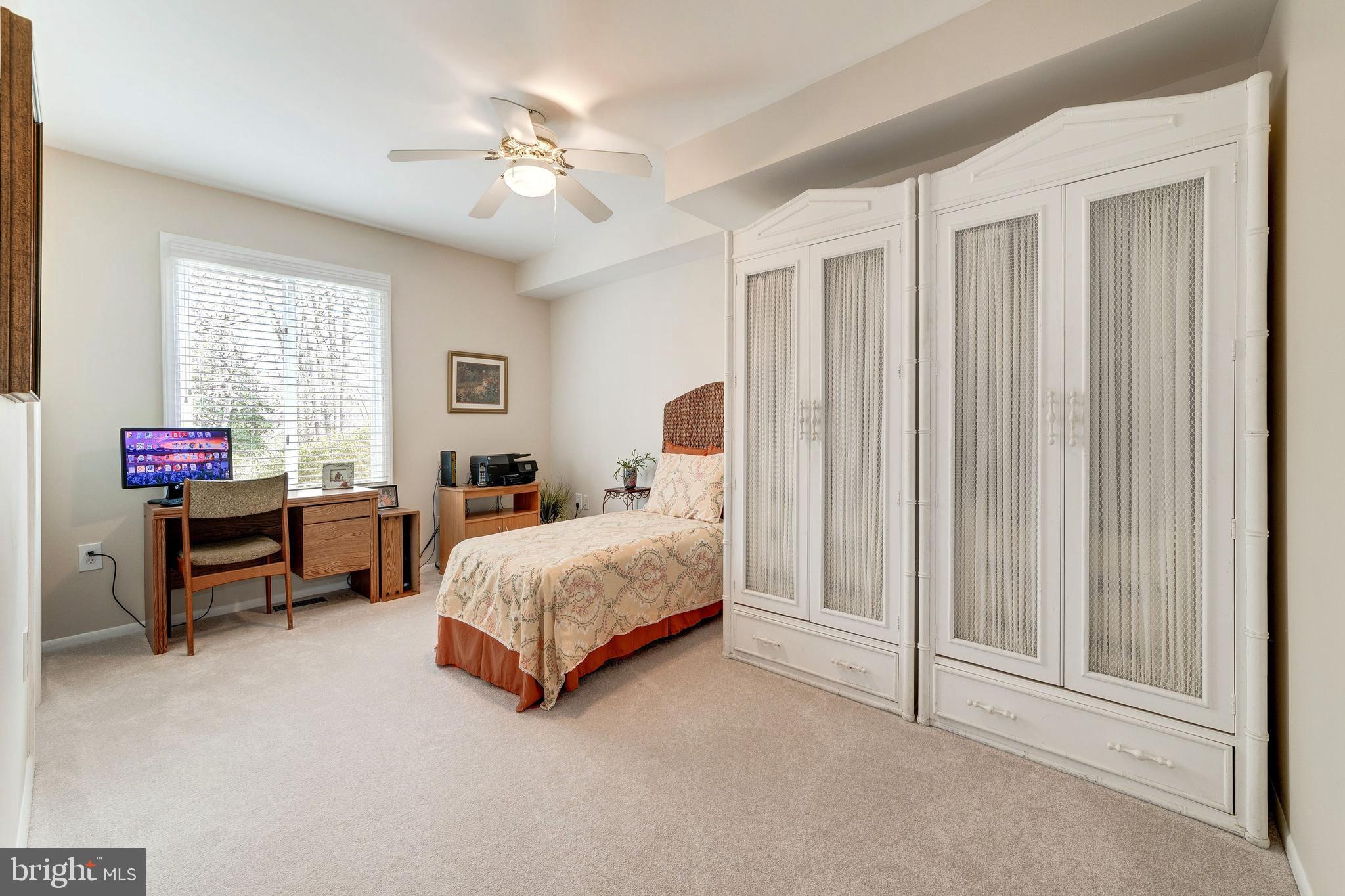 11108 Farm Road Great Falls, VA 22066 - Photo 25 of 58 Bedroom 3 on main level