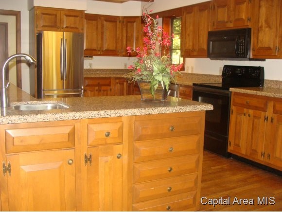 287 Hart School Road Murrayville, IL 62668 - Photo 4 of 22