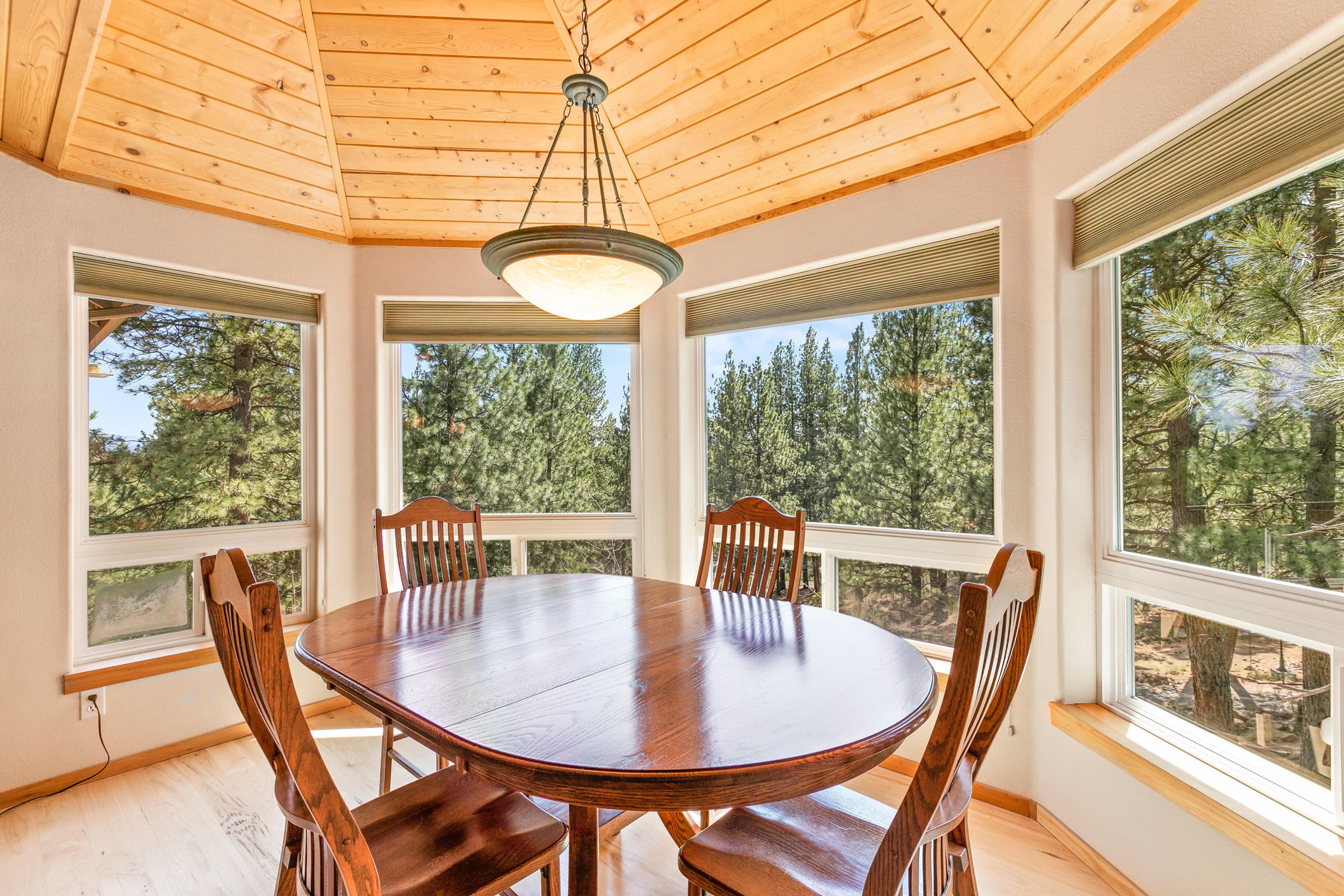 56959 Besson Road Bend, OR 97707 - Photo 8 of 38 2019_05_07_56959_besson_rd-45