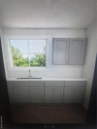 $1,800 | 616 Vassar Road, Poughkeepsie, NY 12603