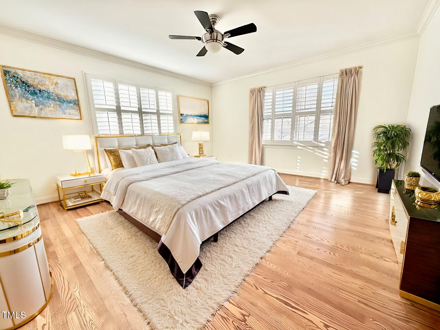 708 Macon Place Raleigh, NC 27609 - Photo 17 of 32 Virtually staged bedroom