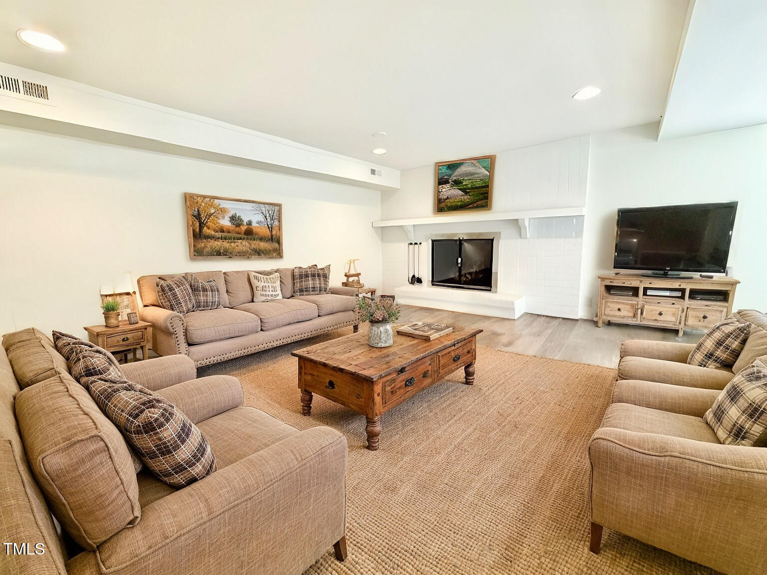 708 Macon Place Raleigh, NC 27609 - Photo 19 of 32 Virtually staged Basement family