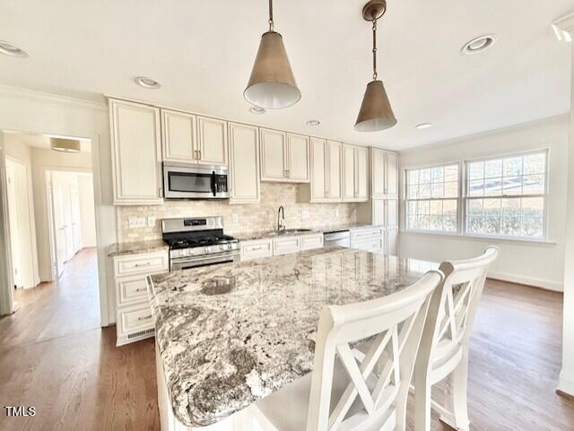 708 Macon Place Raleigh, NC 27609 - Photo 6 of 32 kitchen3