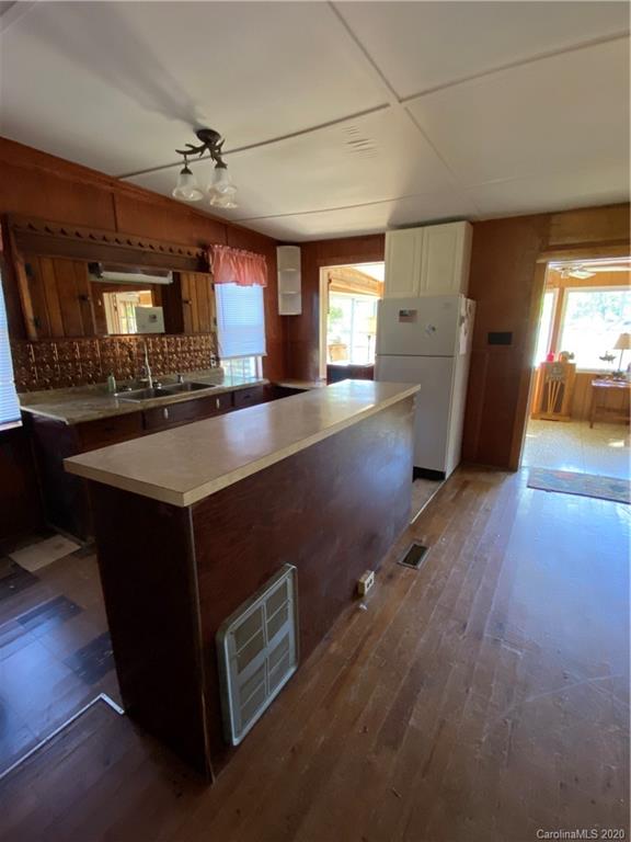 371 Reynolds Road Lexington, NC 27292 - Photo 14 of 28 Gallery Image 14