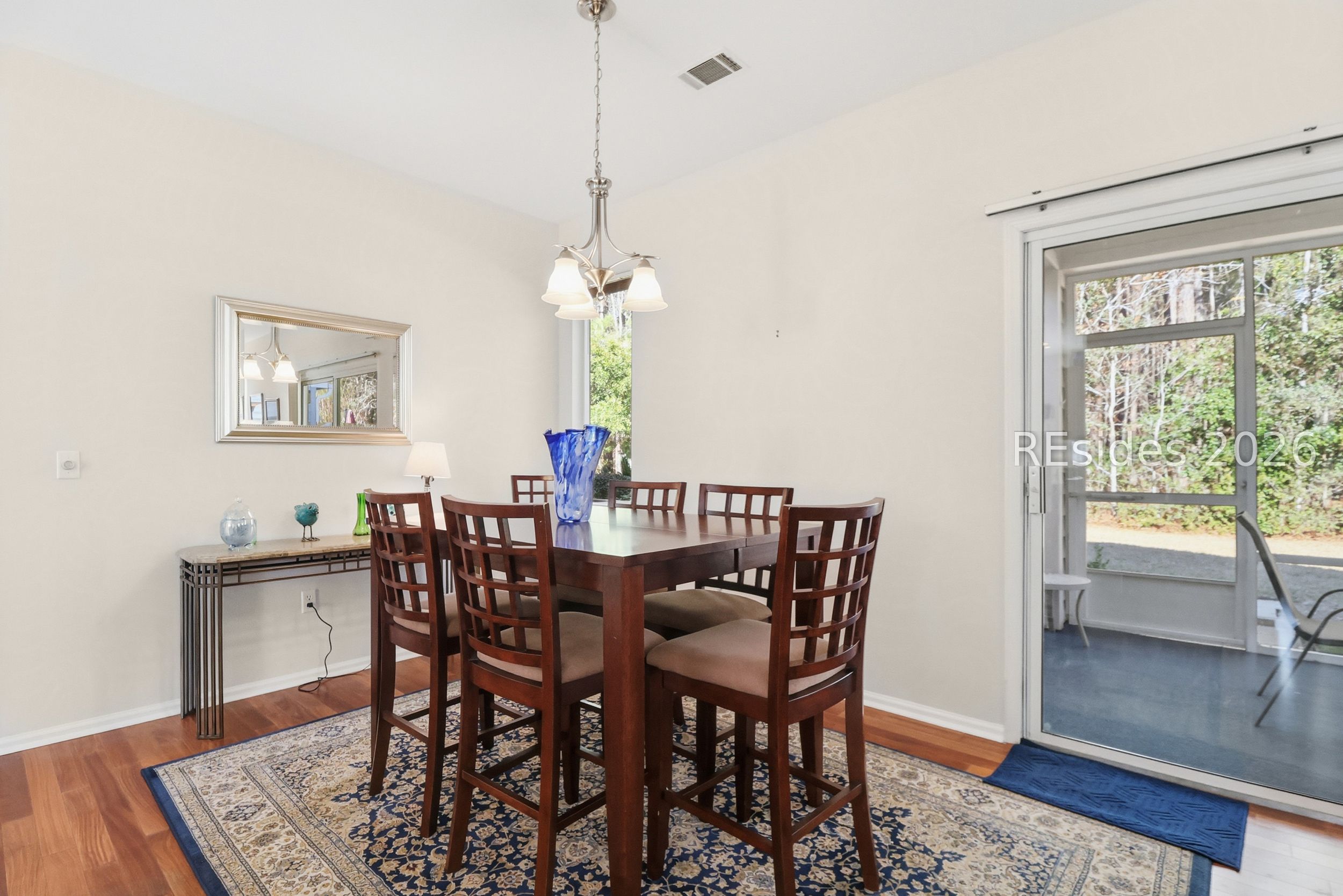 33 Broughton Circle Bluffton, SC 29909 - Photo 9 of 36 Well-coordinated paint, flooring and finishes