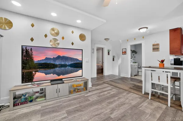 $1,300,000 | 118 Third Avenue, Pelham, NY 10803