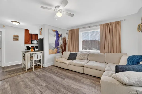 $1,300,000 | 118 Third Avenue, Pelham, NY 10803