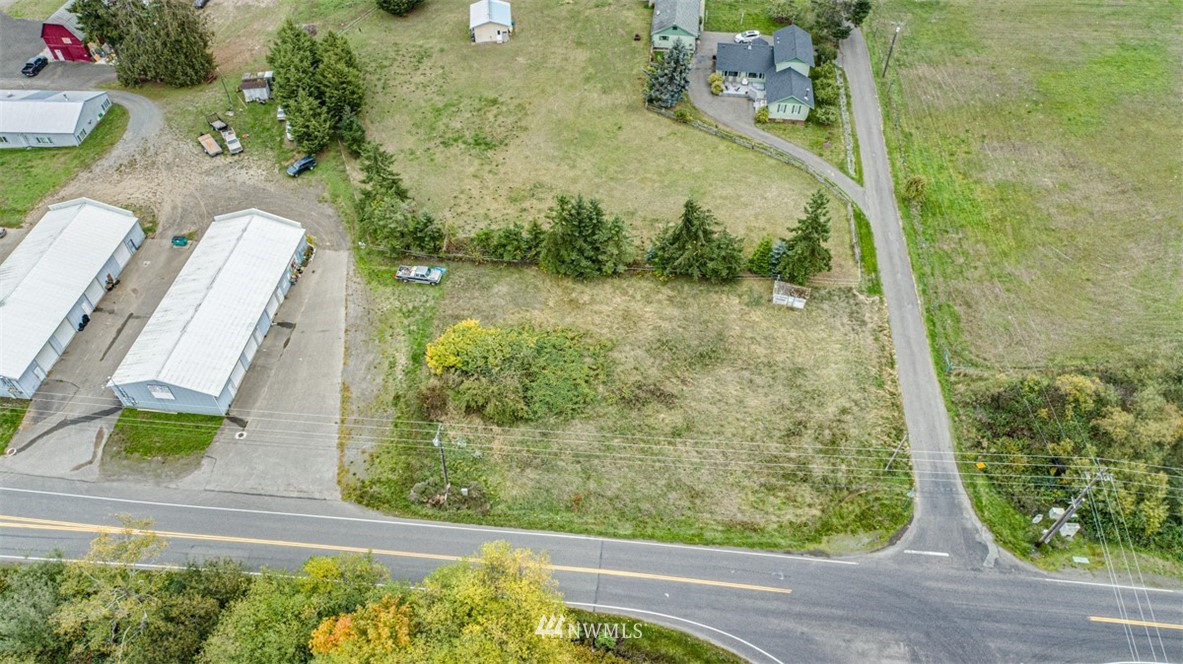 11 Brueckner Road Sequim, WA 98382 - Photo 17 of 23 a view of a balcony with yard