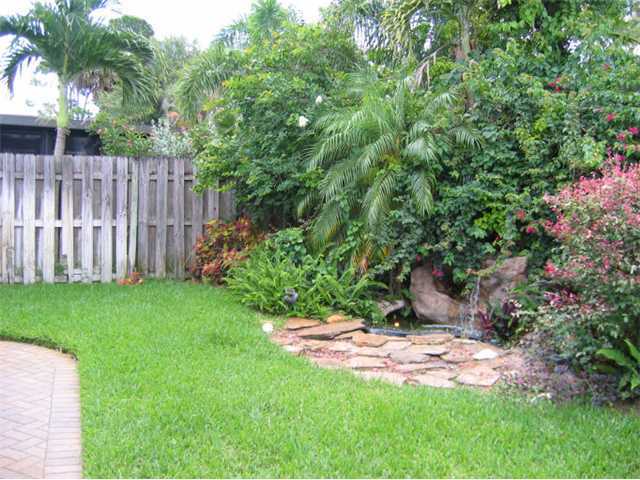 693 Connestee Road West Palm Beach, FL 33413 - Photo 4 of 17 Additional Photo