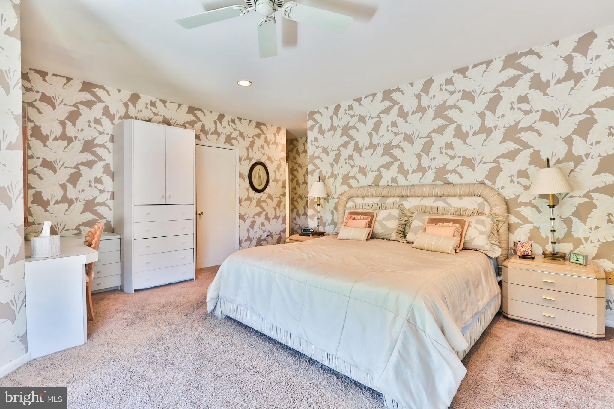 3021 Fallstaff Road, Unit 605B Baltimore, MD 21209 - Photo 12 of 22 Large master with ceiling fan