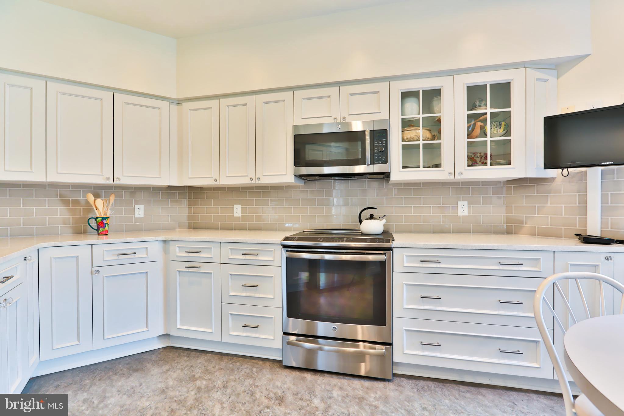 3021 Fallstaff Road, Unit 605B Baltimore, MD 21209 - Photo 8 of 22 Generous amounts of storage space