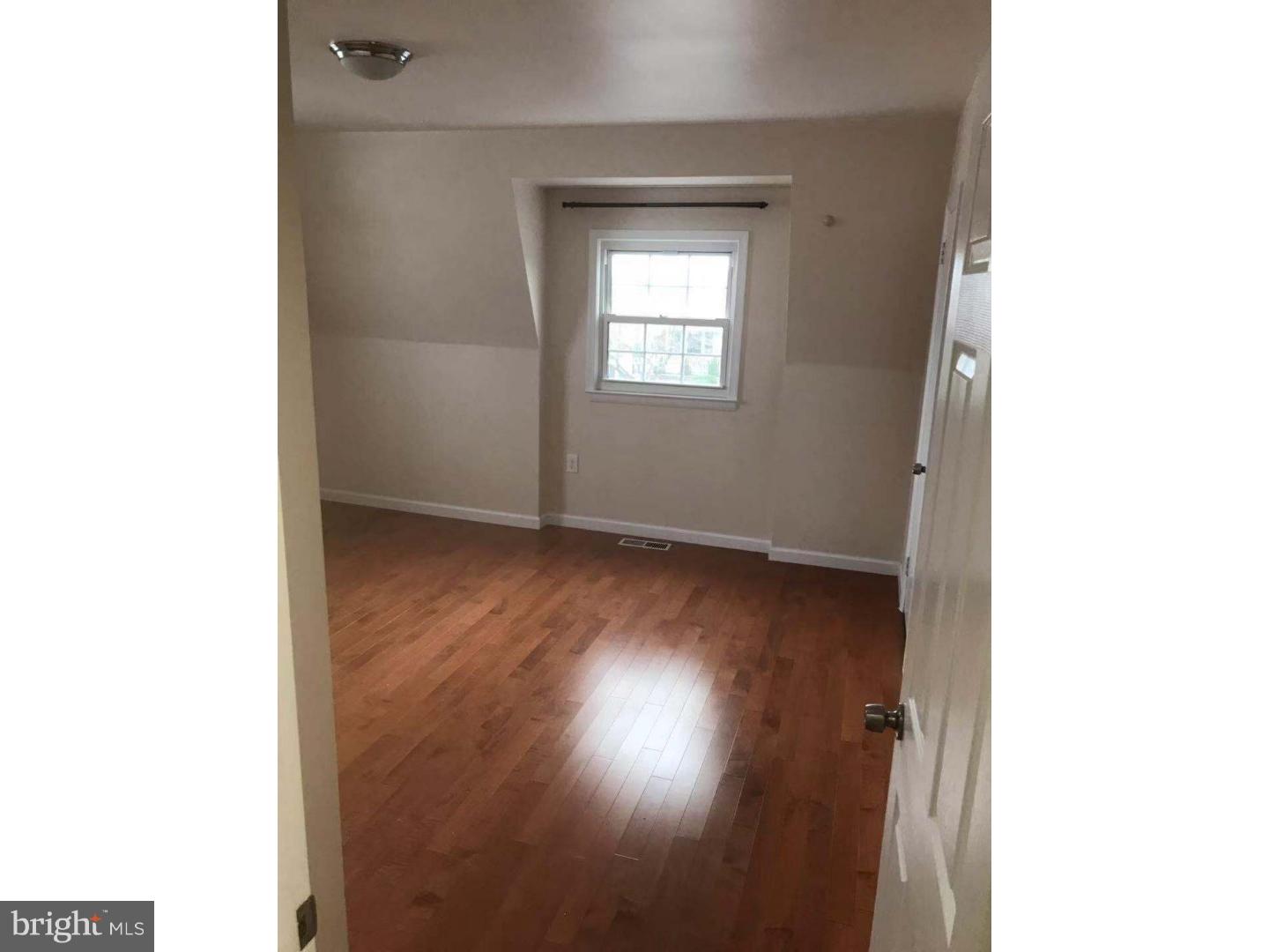 3439 Holyoke Road Philadelphia, PA 19114 - Photo 8 of 10 Gallery Image 8