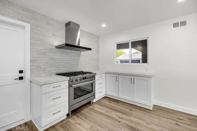 $1,499,999 | 4672 Ironwood Avenue, Seal Beach, CA 90740