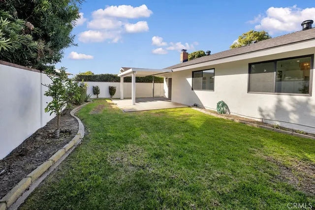 $1,499,999 | 4672 Ironwood Avenue, Seal Beach, CA 90740