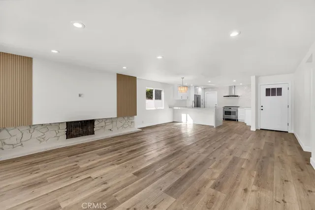 $1,499,999 | 4672 Ironwood Avenue, Seal Beach, CA 90740