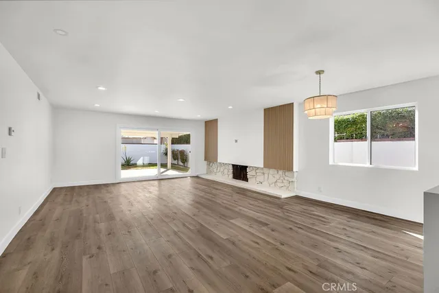 $1,499,999 | 4672 Ironwood Avenue, Seal Beach, CA 90740