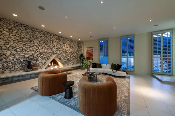 $2,200,000 | 1190 South Calle De Maria, Palm Springs, CA 92264