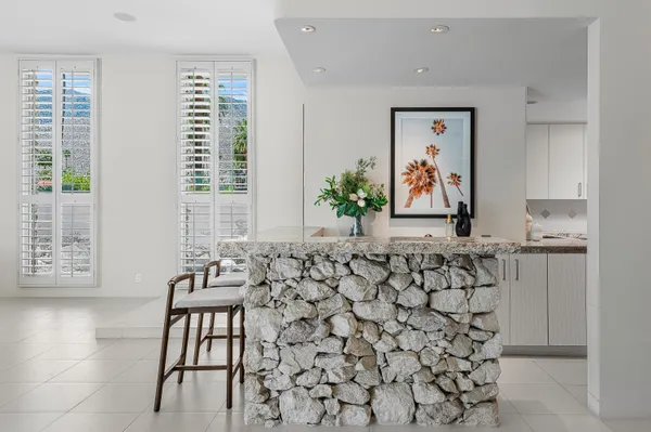 $2,200,000 | 1190 South Calle De Maria, Palm Springs, CA 92264