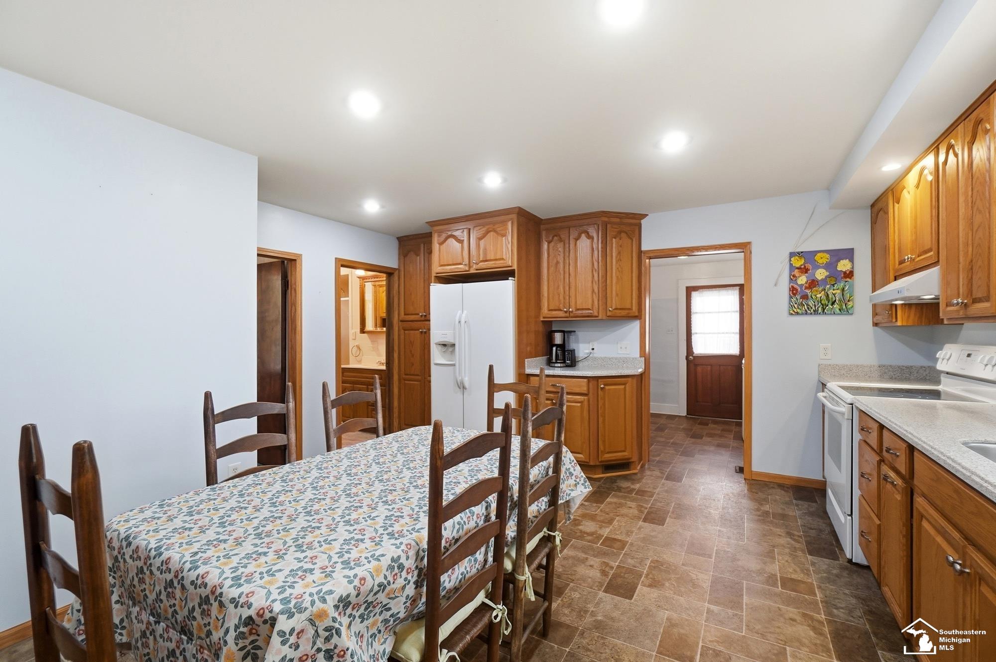 4165 Fay Road Carleton, MI 48117 - Photo 16 of 76