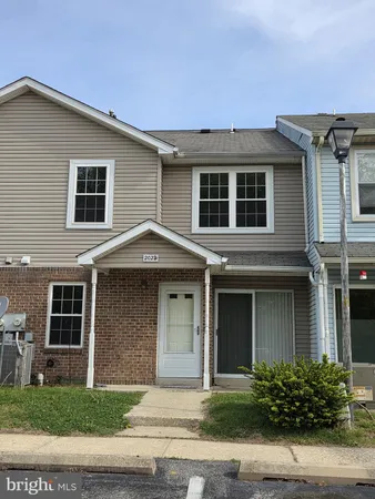 $195,000 | 202 Highland Boulevard, Unit D, New Castle, DE 19720
