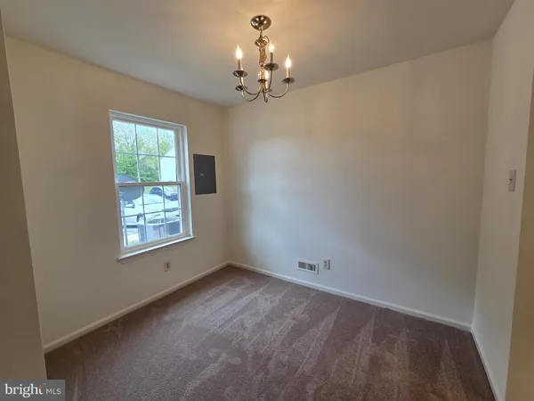 $195,000 | 202 Highland Boulevard, Unit D, New Castle, DE 19720