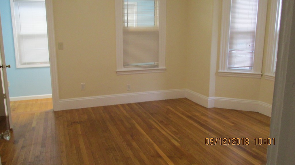 19 Rockwell Street, Unit 1 Boston, MA 02124 - Photo 3 of 11