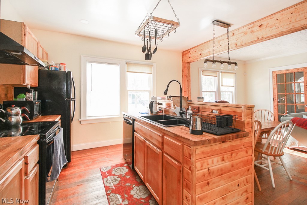 2260 Maplewood Road Cleveland, OH 44118 - Photo 22 of 34