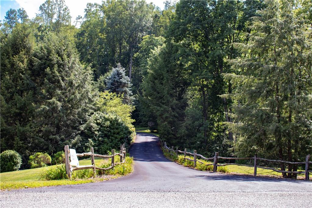 1566 Buffenmeyer Road Latrobe, PA 15650 - Photo 4 of 25 Gallery Image 4